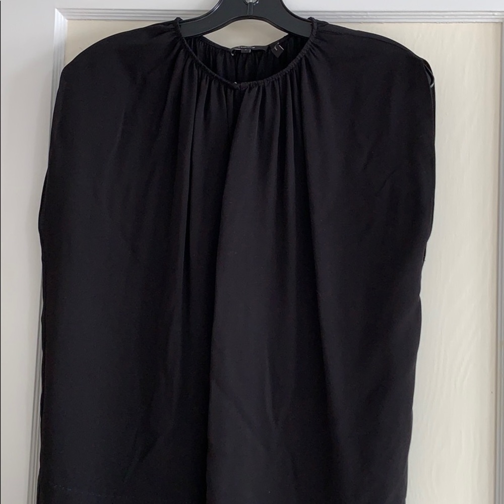 Gathered neck sleeveless silk